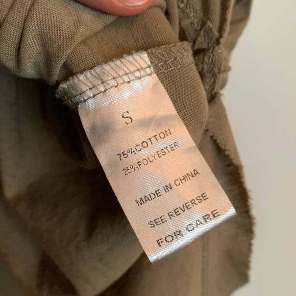 Neuflora Style T-shirt | Size Small - Picture 4 of 9